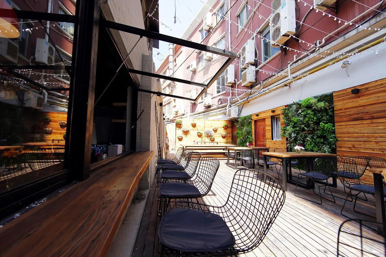 Dengba Hostel Shanghai Branch 0*,
